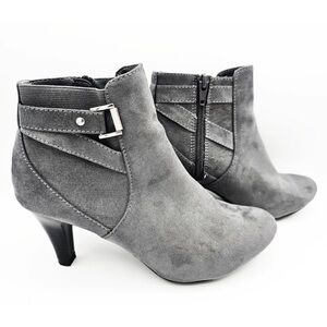 Dexflex Comfort Stylish Gray Ankle Boots